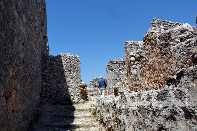 Osmanlı karakolu Ehmedek Kalesi'nde yeni bulgulara rastlandı